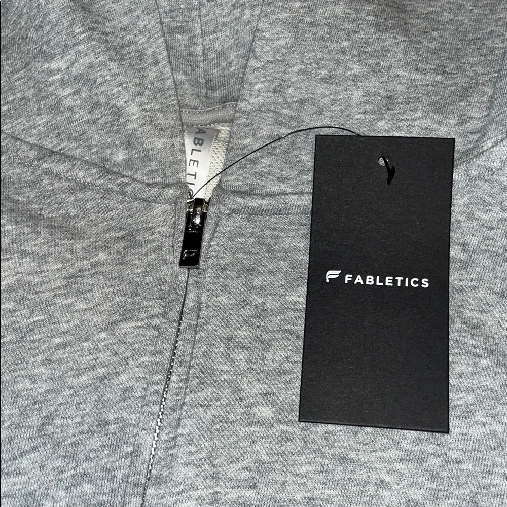 NWT Fabletics Oversize Cropped Full Zip Hoodie - Picture 4 of 13